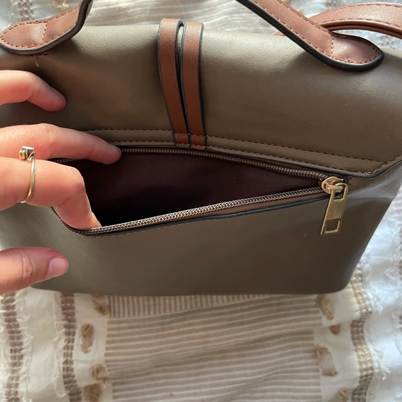 BROWN PURSE - Picture 5 of 6